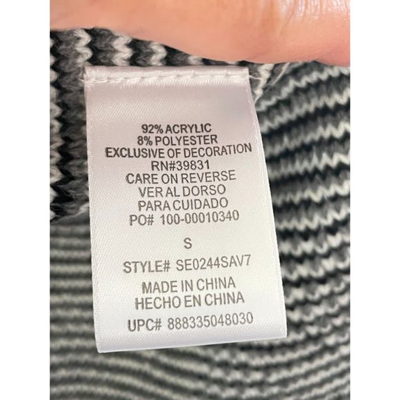 Sam Edelman Boho Southwestern Knit Sweater Poncho Size Small Oversized E111 - Picture 12 of 16